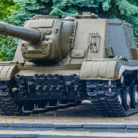 самоходная артиллерийская установка САУ-152. город Курчатов :: Руслан Васьков