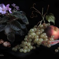 Натюрморт с виноградом и фиалкой. :: Nata 