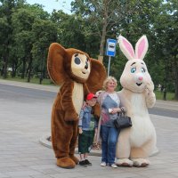 Забавные зверушки на ВДНХ. Москва :: Валерий 