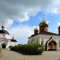 монастырь в ПРИОЗЕРЬЕ :: ИННА ПОРОХОВА