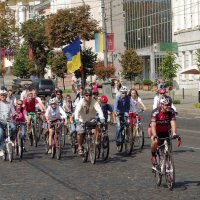 велосипедисты в День независимости :: юрий иванов