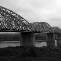 ЖД мост через ОКУ в Серпухове :: Илья 