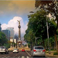 Главное авеню города Мехико.Реформа. :: Наталья Портийо
