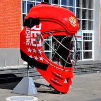 Красной машине - красный шлем ! :: Анатолий Колосов