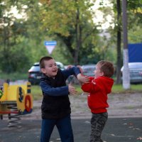 Бой на детской площадке :: Alexander Borisovsky