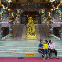 2019, Таиланд, Банг Саен, китайский храм Красного дракона :: Владимир Шибинский