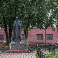 Памятник преподобному Авраамию Смоленскому :: Сергей Цветков