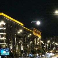 Полная луна над Москвой :: Сергей 