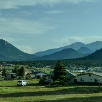 Проезжаем города, поселки... Скалистые Горы (Rocky Mountains), Колорадо :: Юрий Поляков