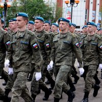 Парад в Балашове :: Валерий 