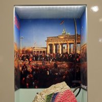 Фрагмент Берлинской стены :: Ольга И