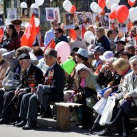 Бессмертный полк в Кузьмолово :: Николай 