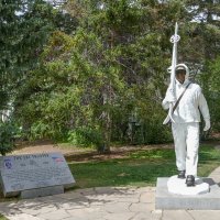 Памятник индейцу Seibert - участнику войны с фашистами, г.Вейл (Veil), штат Юта :: Юрий Поляков