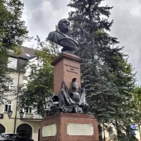 Памятник Барклаю де Толли в Тарту :: veera v