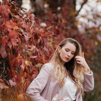 Осенний портрет :: Екатерина Потапова