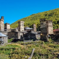 в Ушгули. сванские башни. Сванетия :: Лариса Батурова