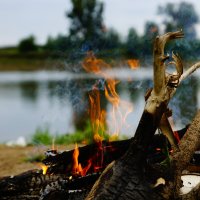 в огне горят не только дрова :: Аркадий Немчак