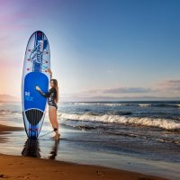 surfer :: Tanya Petrosyan