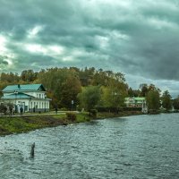 Осень -Волга. Плес. :: юрий макаров
