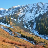 Осенью в горах :: Горный турист Иван Иванов