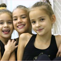 Три гимнастки :: Roman Kashin