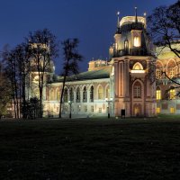 Осенний вечер в Царицино :: Евгений Седов