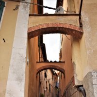 Старинные улочки небольшого городка Кьянчано Термо Сиена в Италии. :: Марина 