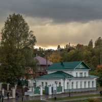 Осень -Волга. Плес. :: юрий макаров