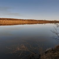 Ноябрьским вечерком на озере ... :: Евгений Хвальчев