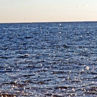 Море  в весёленький  " горошек"! :: Виталий Селиванов 