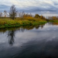 Октябрь. Холодная река :: Владимир Шамота