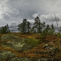 Скалы, осень, облака :: Андрей Бобин