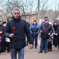 Открытие   мемориальной доски  п. Фряново :: Любовь 