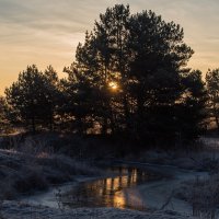 Восход на речке Буянке. :: Виктор Евстратов