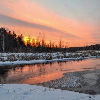 тонкий лёд морозного утра :: сергей 