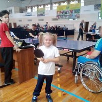 Помощьница Алена...Спорт для всех. :: Андрей Хлопонин