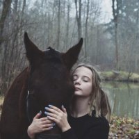 Девочка с лошадью :: Яна Мариненко