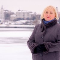 Портрет на фоне города :: Татьяна Фещенко