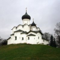 Церкви и монастыри Пскова :: Галина Ильясова