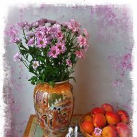 Абрикосы и хризантемы :: Nina Yudicheva