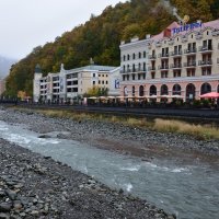 Роза Хутор под дождем :: Александр Хаецкий