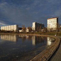 Иногда зима в Москве наступает лишь на Старый Новый год :: Андрей Лукьянов