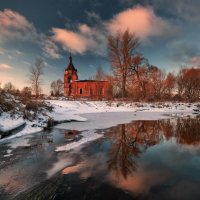 В красных облаках .. :: Roman Lunin