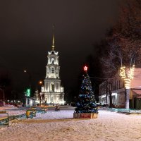 Зелёная площадь :: Сергей Пиголкин