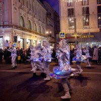 Дорогие друзья, С Новым Годом!  Здоровья, радости, успехов во всех ваших делах и в творчестве :: Олег Пучков