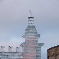 Ледяная кремлевская башня :: Александр Чеботарь