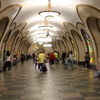 Ст. метро Новослободская. :: Валерий 