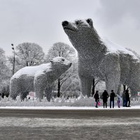 В парке Горького завелись белые медведи... :: Anatoly Lunov