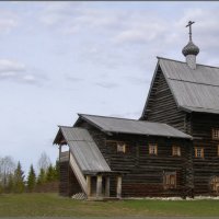 Старая церковь на холме в деревне Хохловка (Пермский край). :: Олег Курочкин