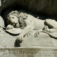 Люцернский «Умирающий лев» :: Елена Павлова (Смолова)